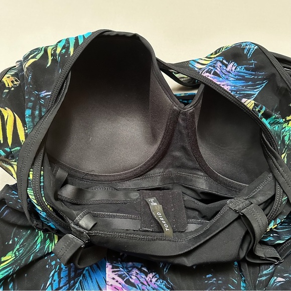 TORRID gorgeous palm leaf print one piece swimsuit with mesh overlay, 2X DD/F. - Picture 7 of 14